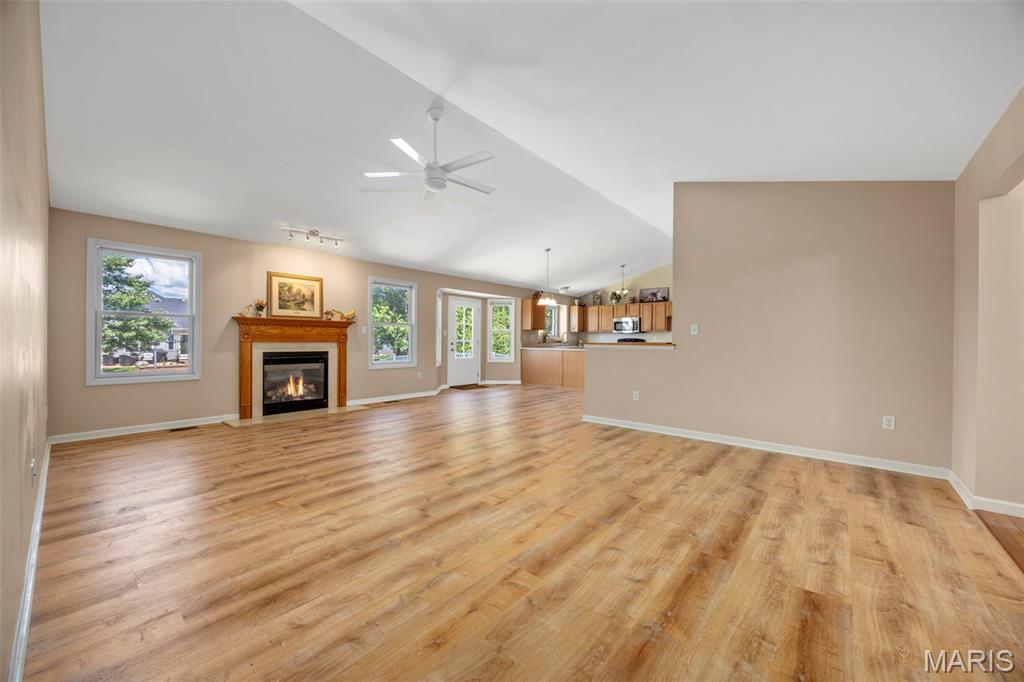 11 Admiral Way