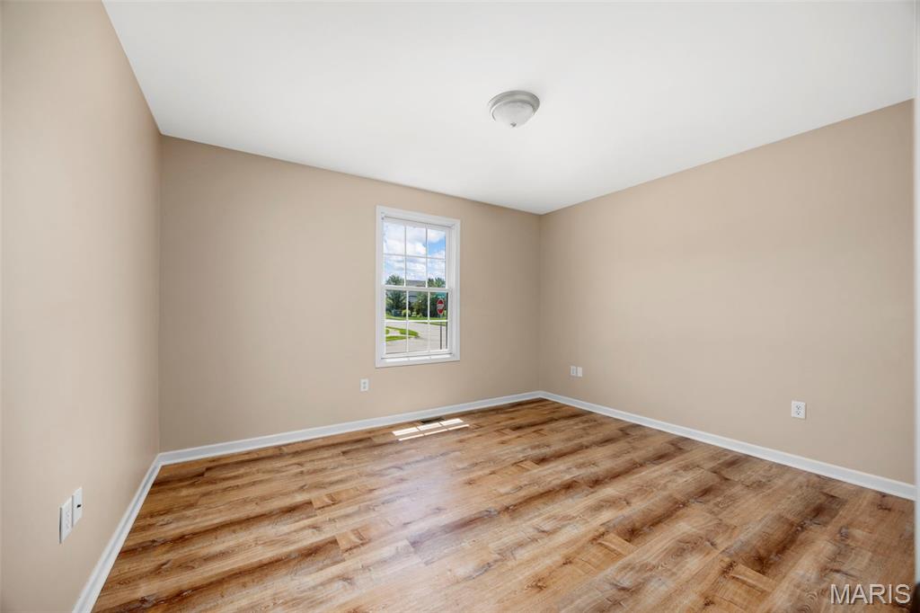 11 Admiral Way