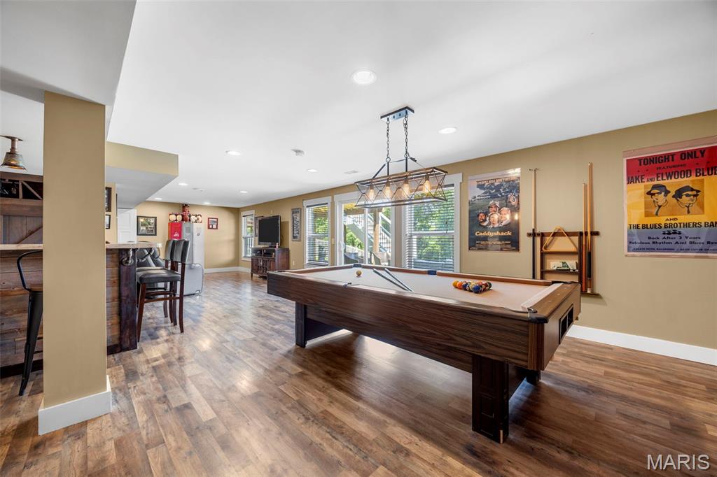 221 Hartford Glen Court