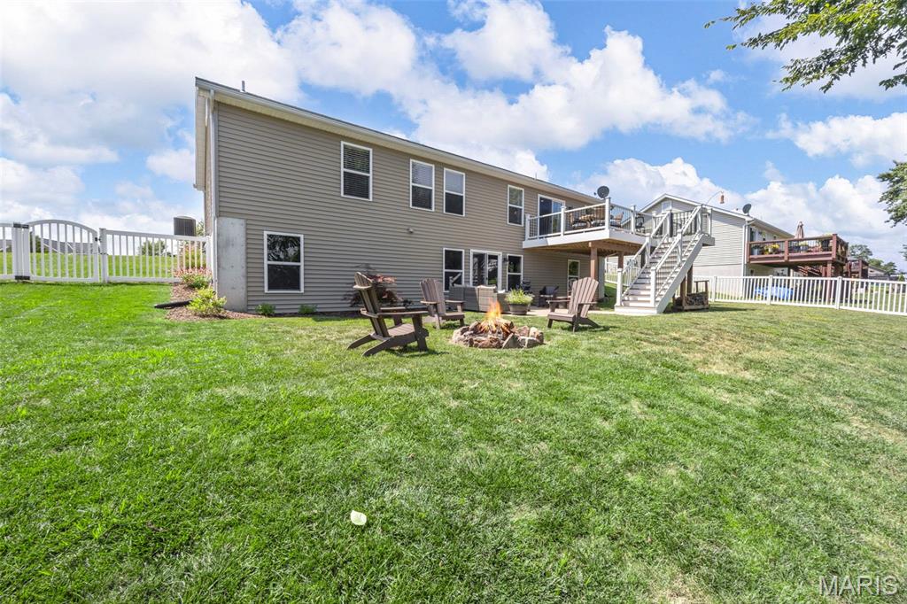 221 Hartford Glen Court