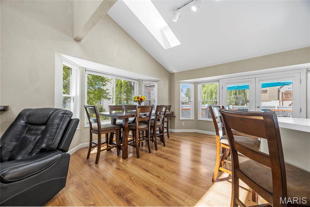 28 Kingspointe Drive