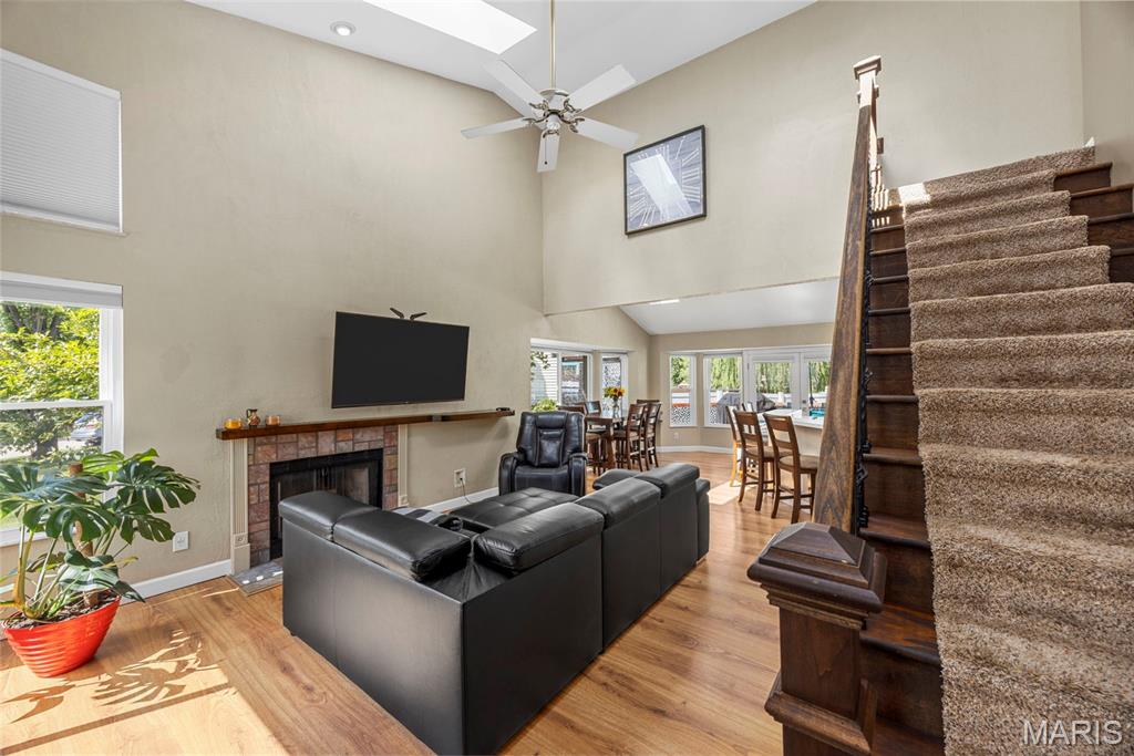 28 Kingspointe Drive