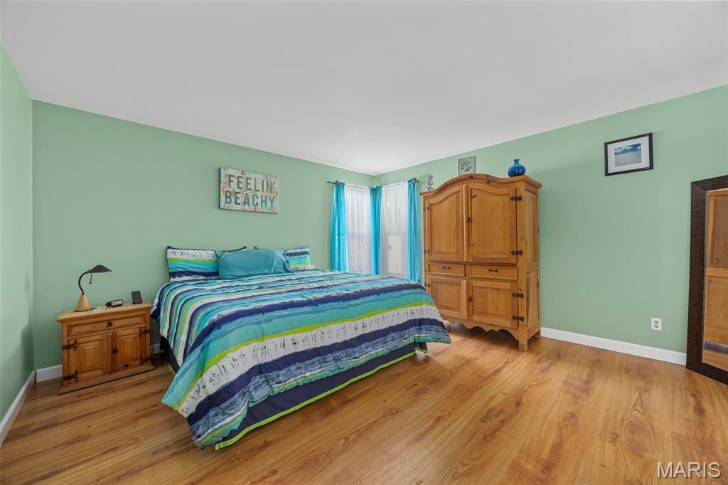 28 Kingspointe Drive