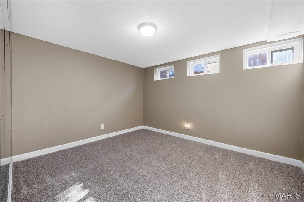 13 Kingspointe Drive