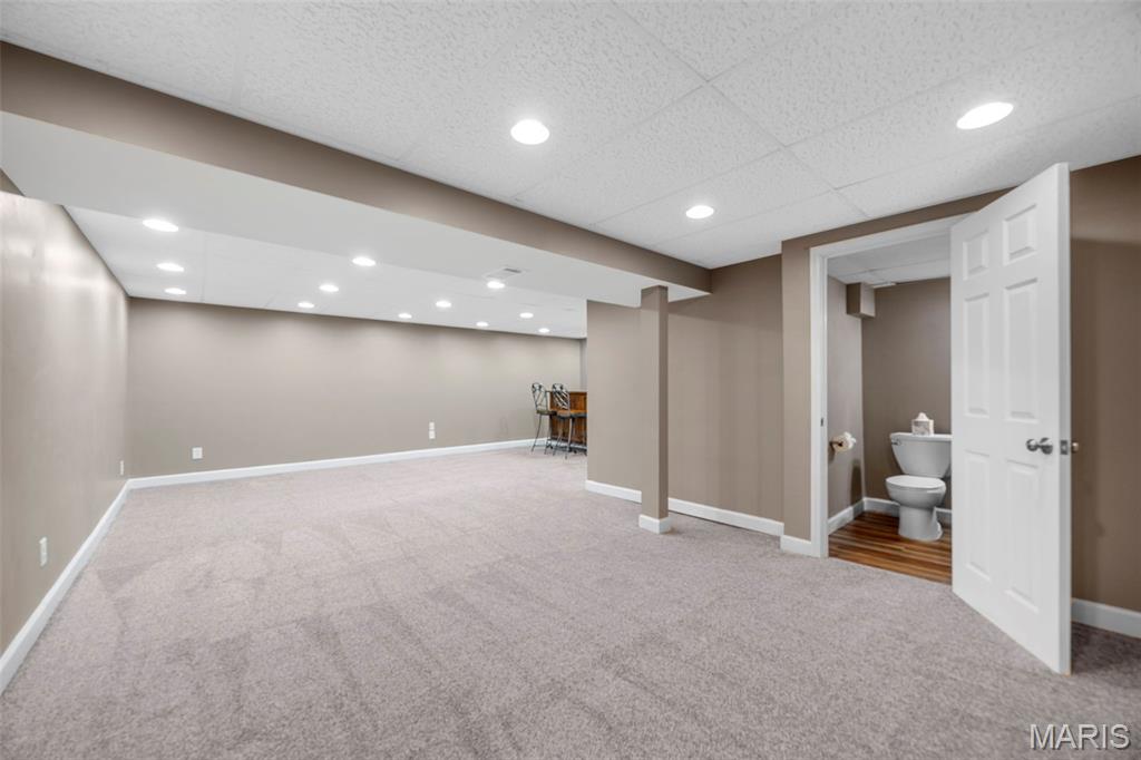 13 Kingspointe Drive