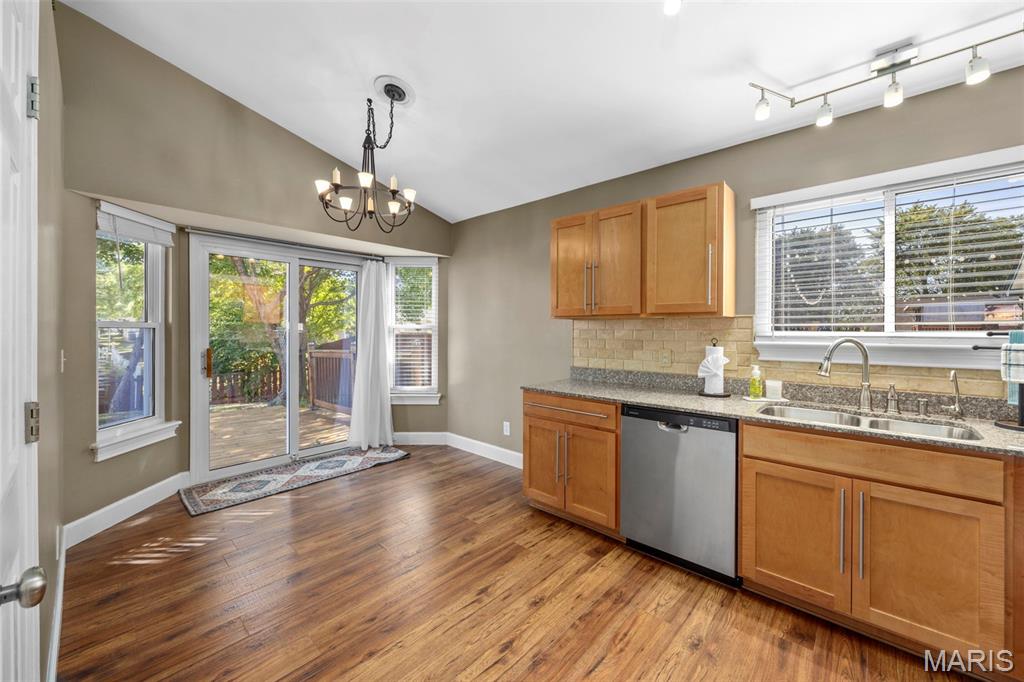 13 Kingspointe Drive