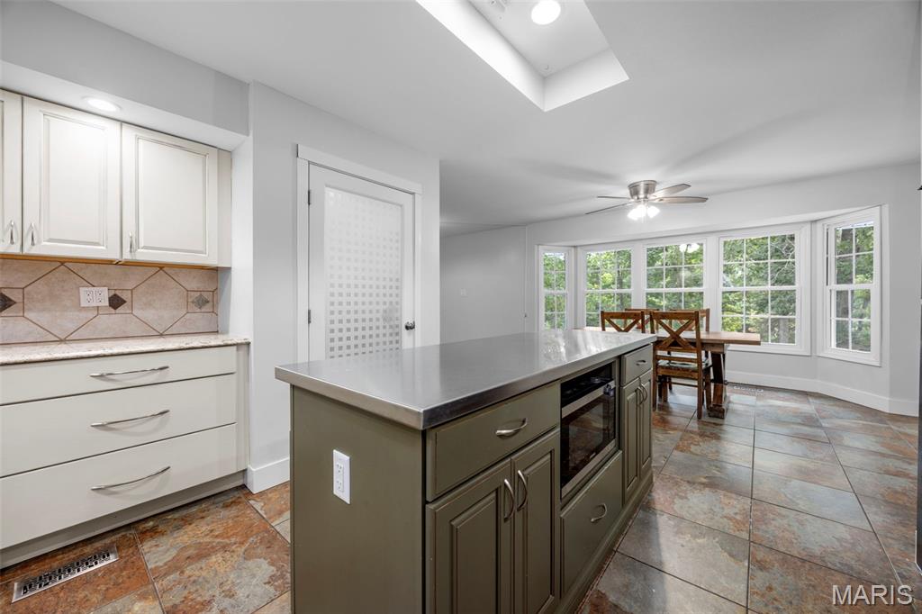 10 Briarwood Court