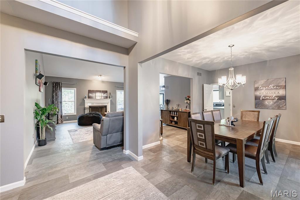 105 Creek View Place