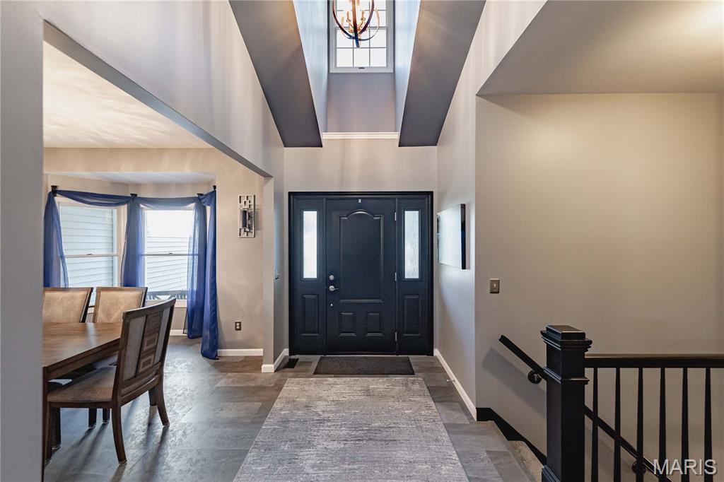 105 Creek View Place