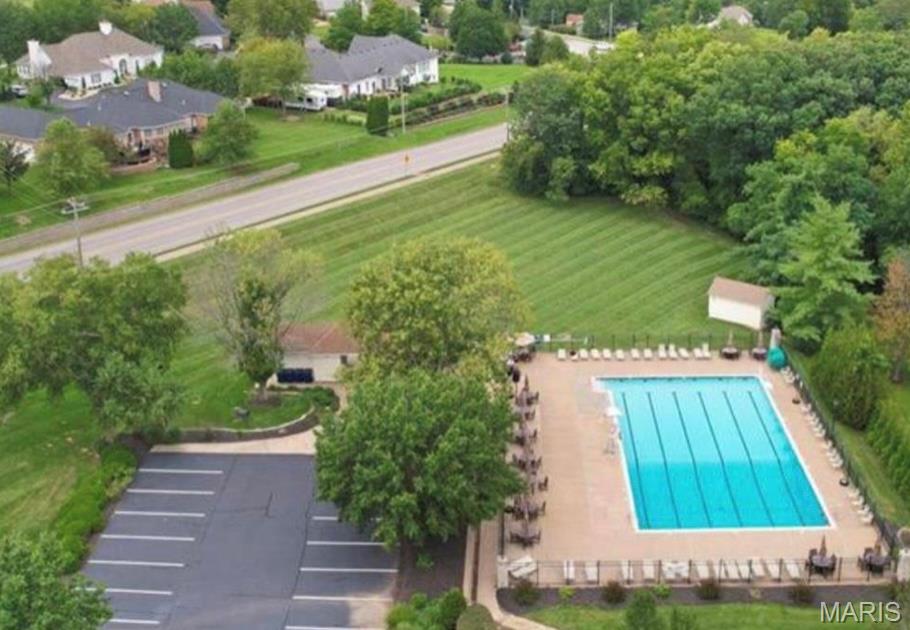 105 Creek View Place