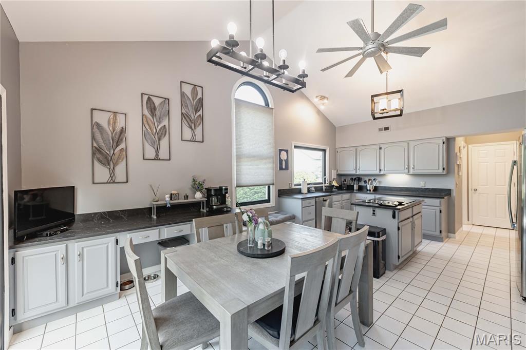 105 Creek View Place