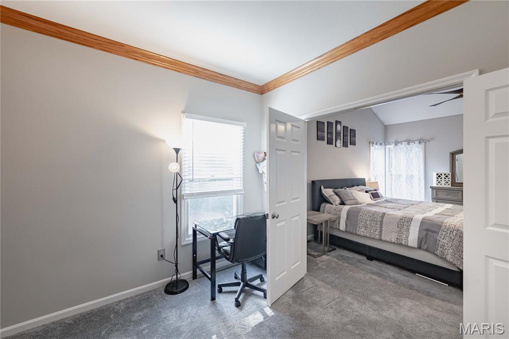 105 Creek View Place