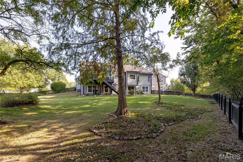 105 Creek View Place