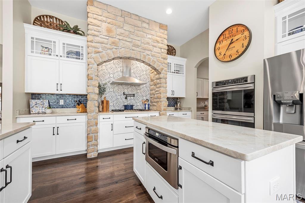 522 Long Creek Drive