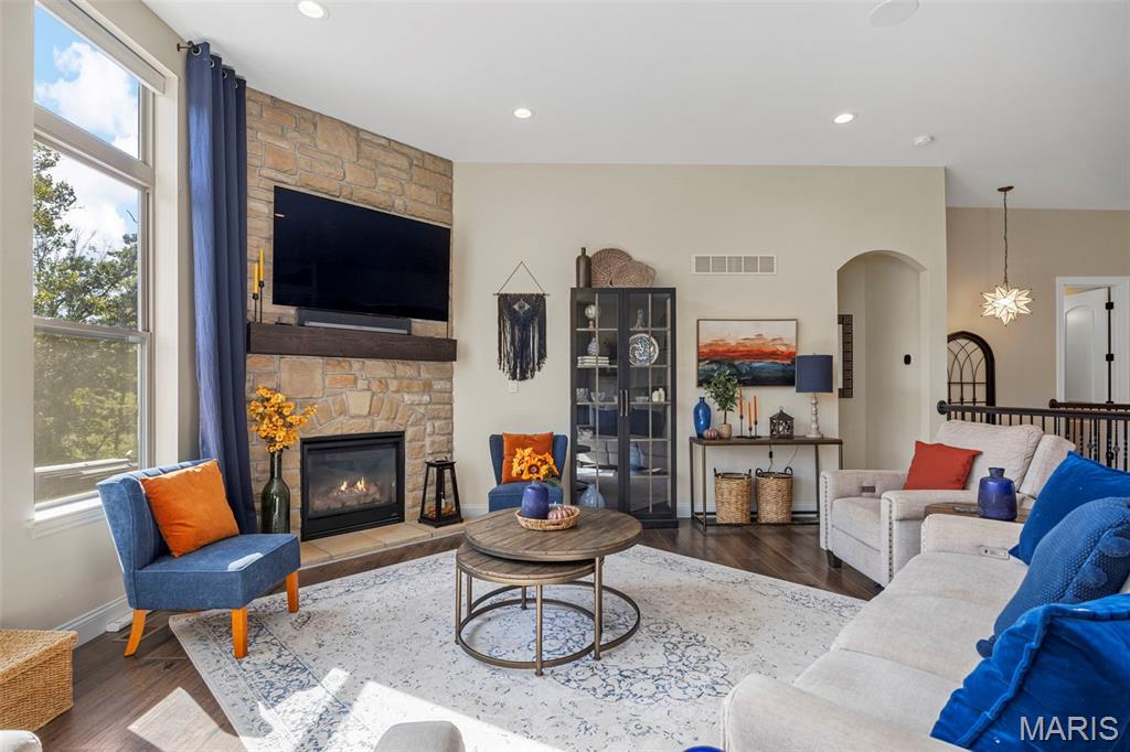 522 Long Creek Drive