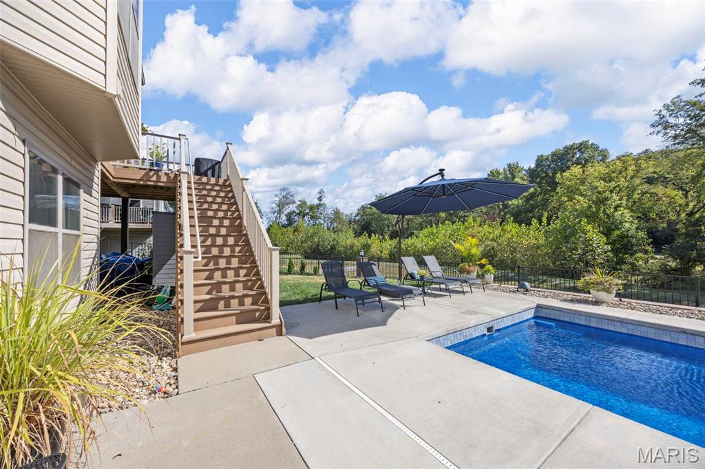 522 Long Creek Drive