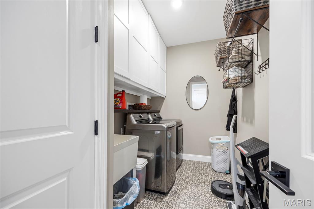 522 Long Creek Drive