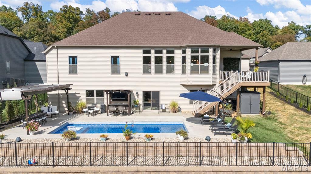 522 Long Creek Drive