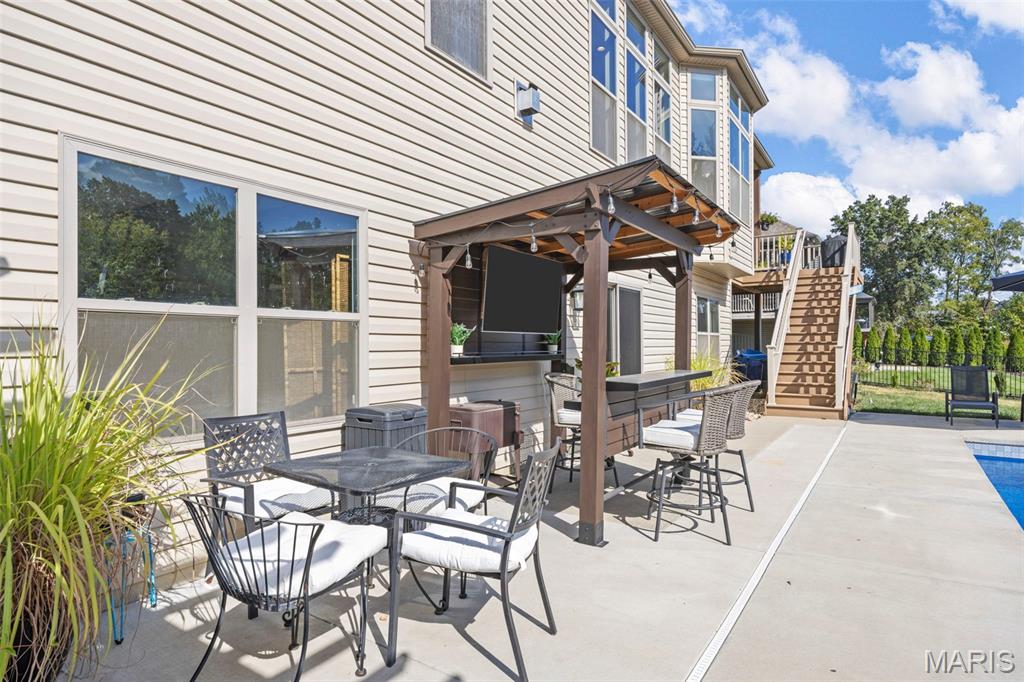 522 Long Creek Drive