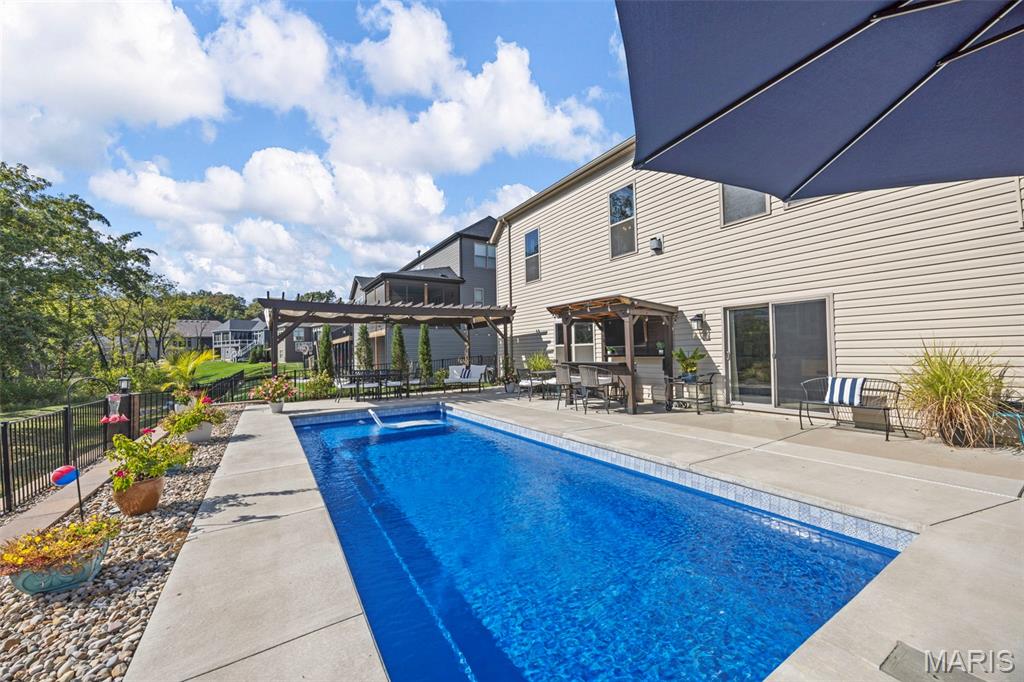 522 Long Creek Drive