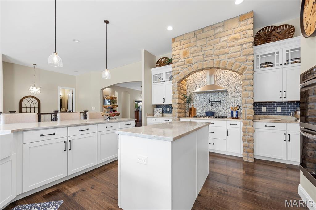 522 Long Creek Drive