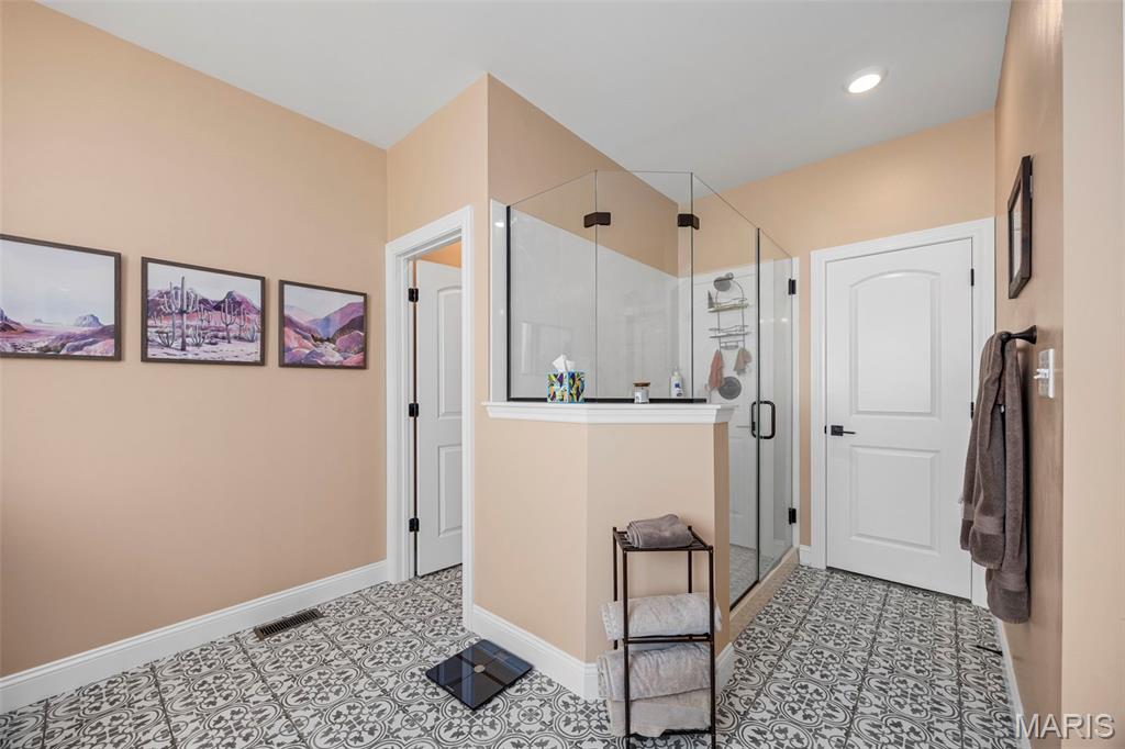 522 Long Creek Drive