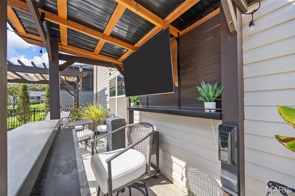 522 Long Creek Drive