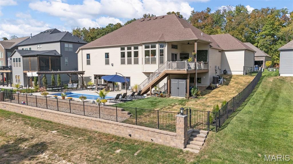 522 Long Creek Drive