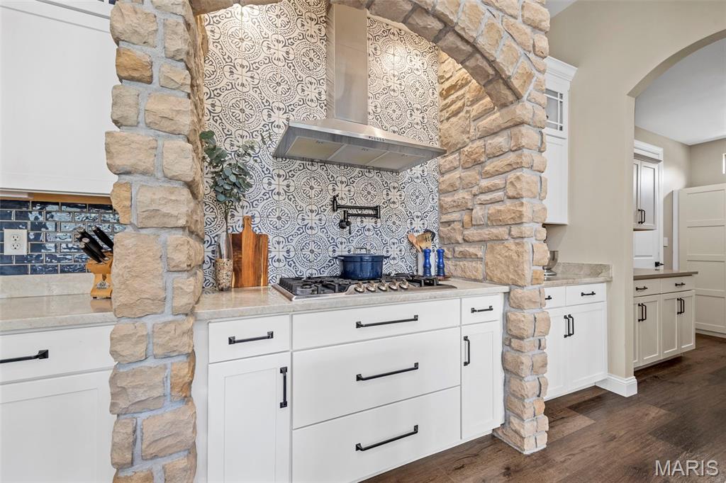 522 Long Creek Drive