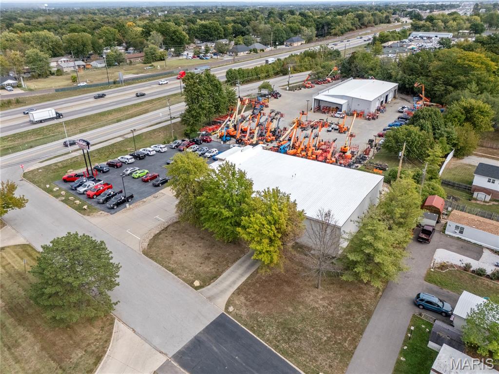 9084 Veterans Memorial Parkway