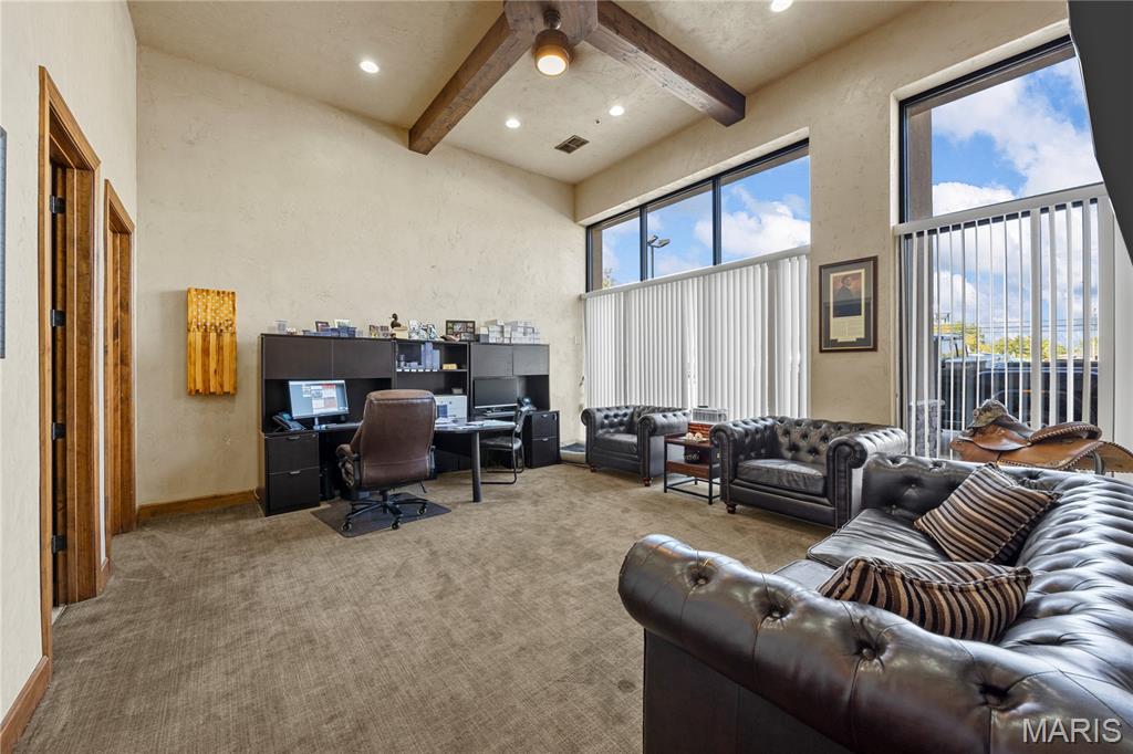 9084 Veterans Memorial Parkway