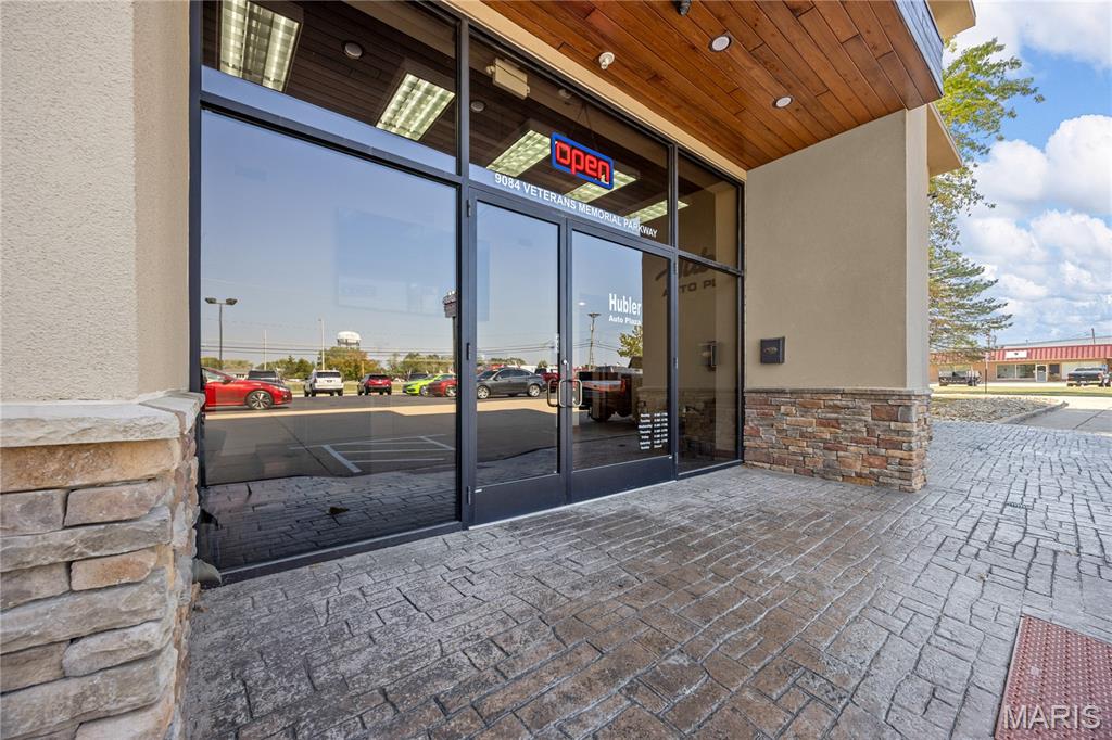 9084 Veterans Memorial Parkway