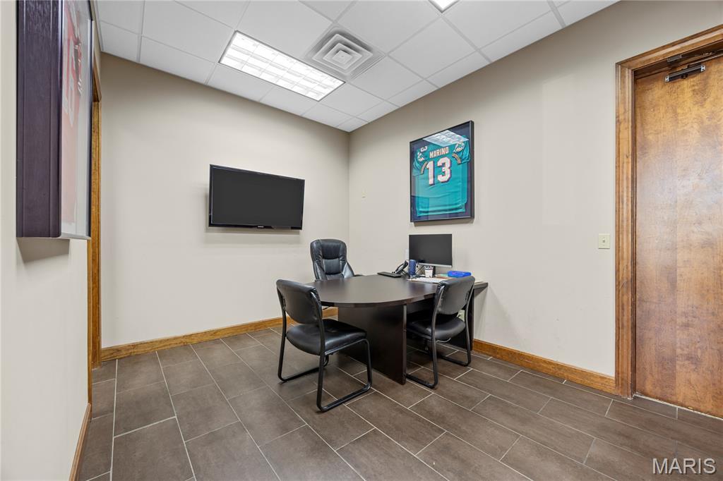 9084 Veterans Memorial Parkway