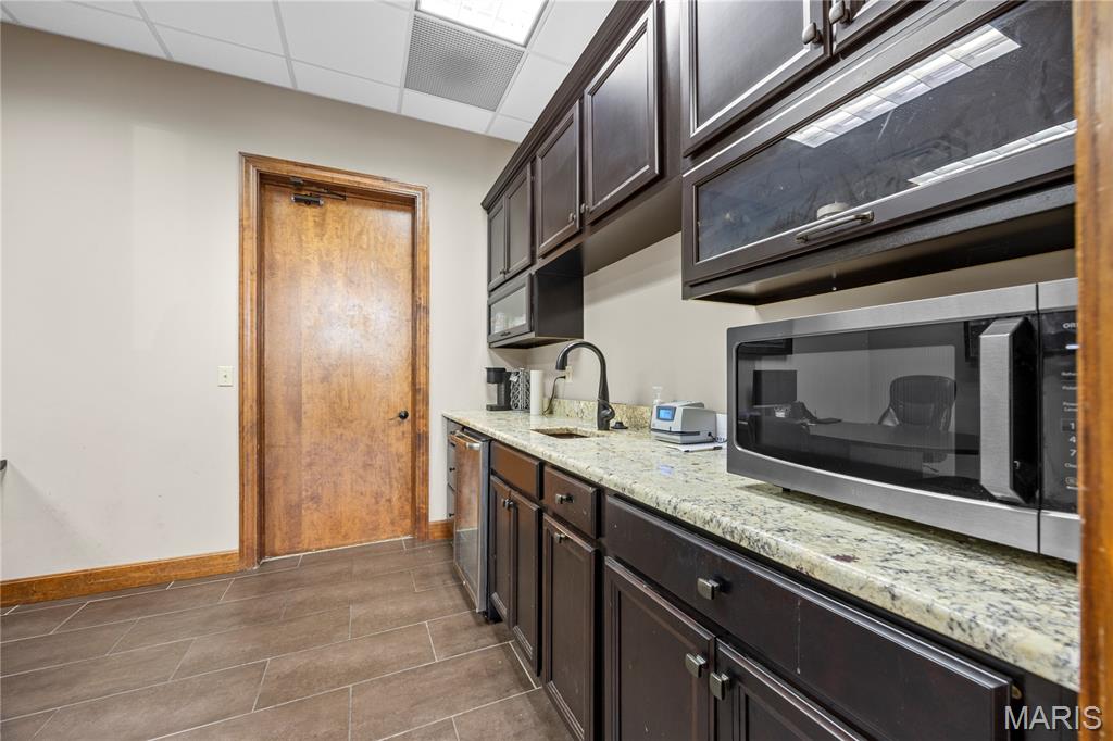 9084 Veterans Memorial Parkway