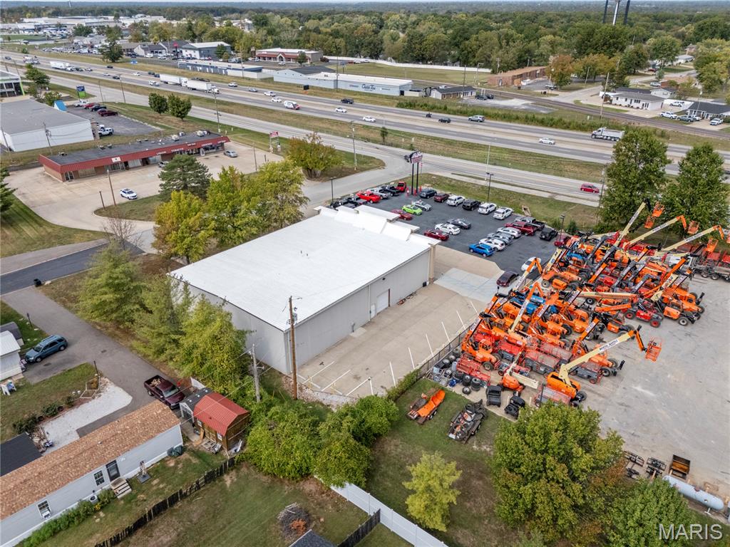 9084 Veterans Memorial Parkway