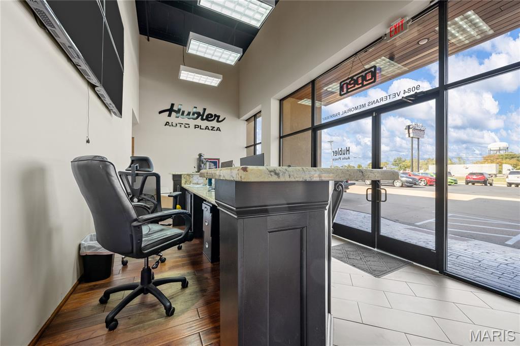 9084 Veterans Memorial Parkway