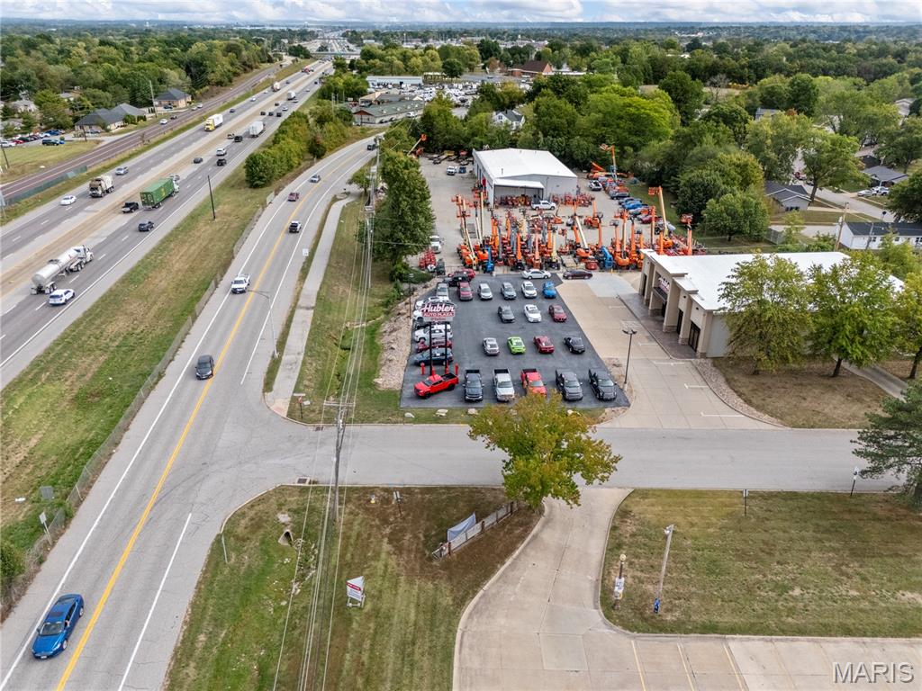 9084 Veterans Memorial Parkway