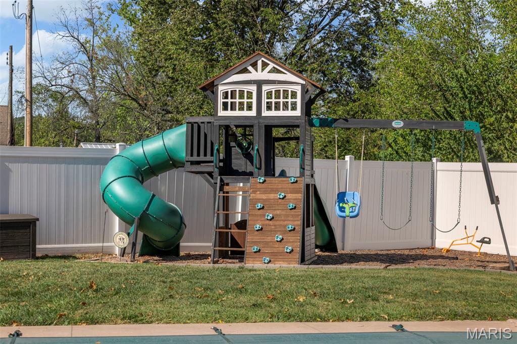 701 Cap Au Gris Street