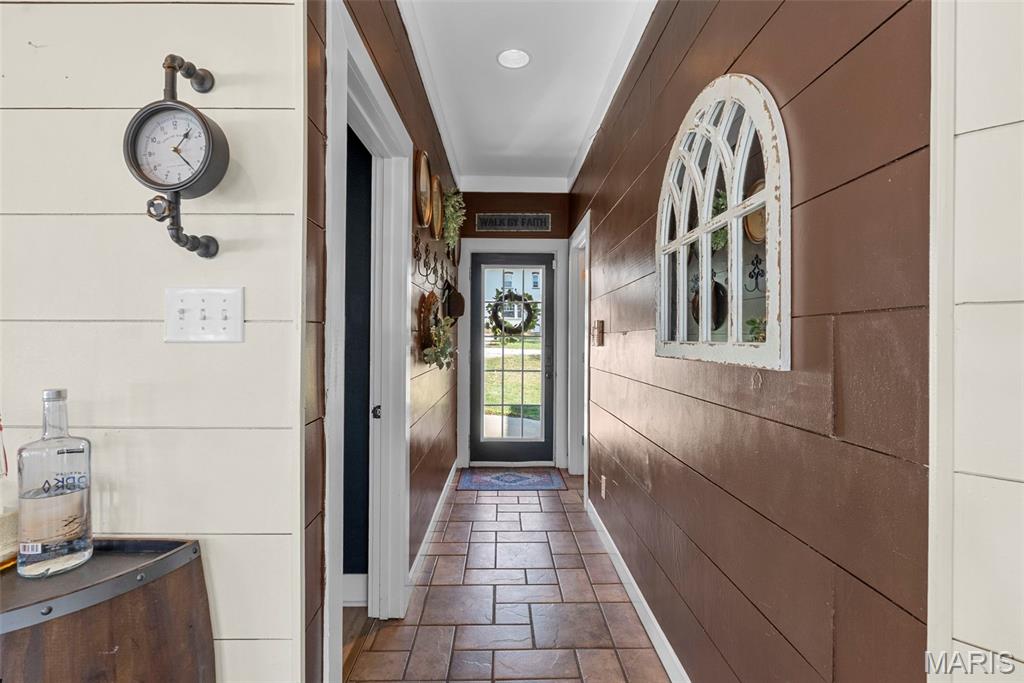 701 Cap Au Gris Street