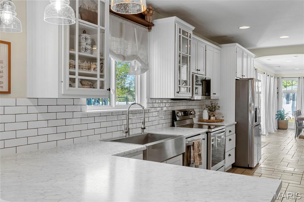 701 Cap Au Gris Street