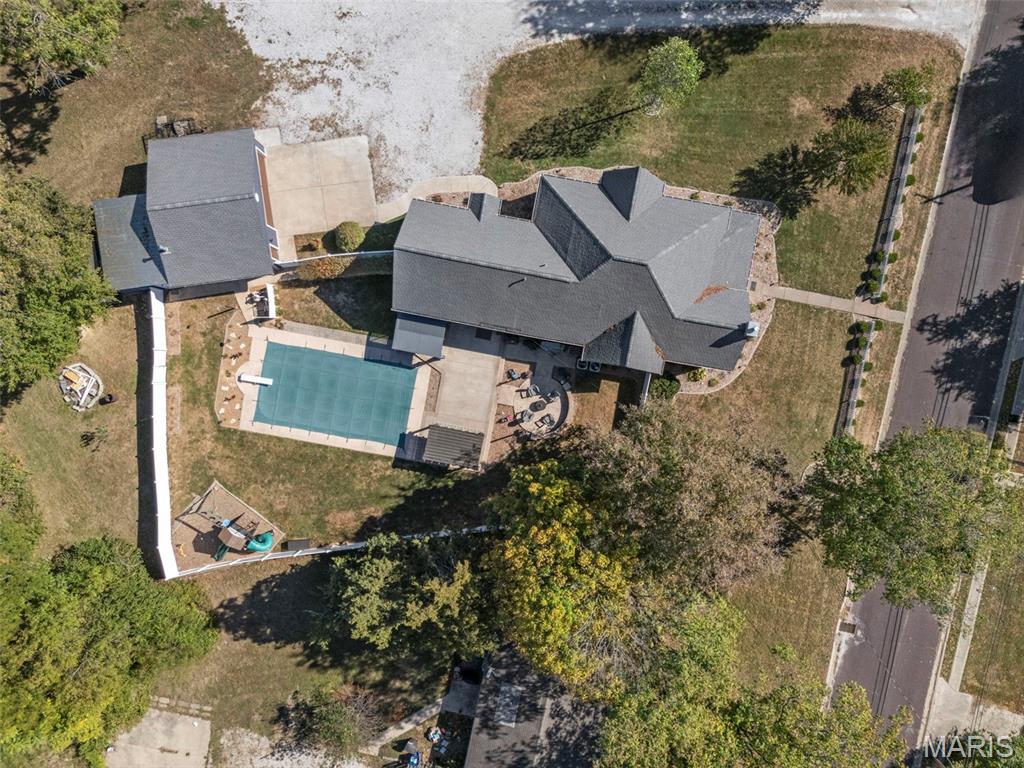 701 Cap Au Gris Street