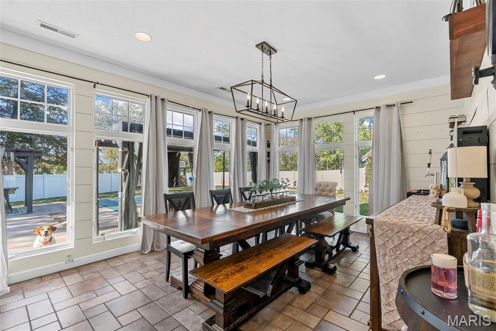 701 Cap Au Gris Street