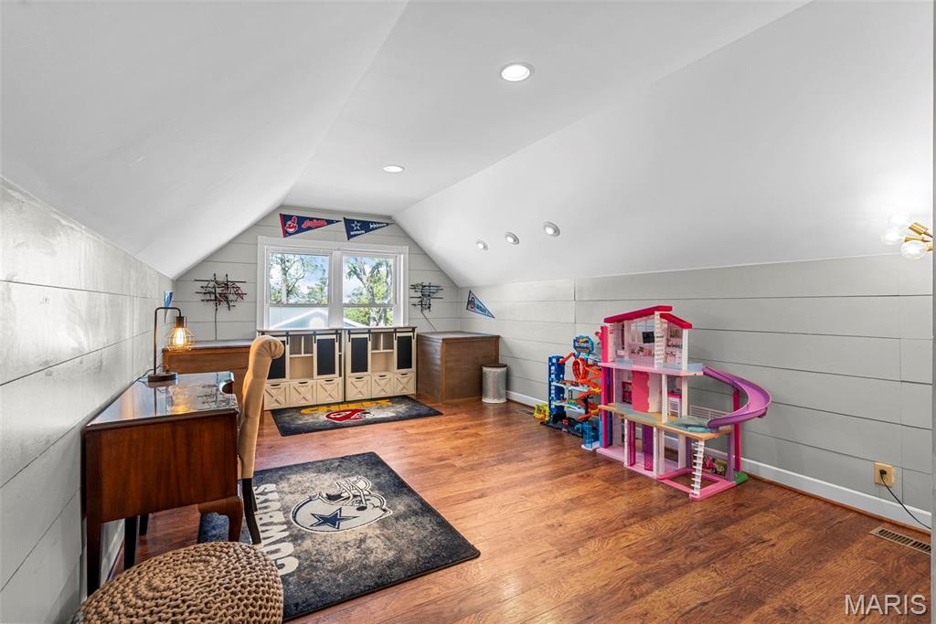 701 Cap Au Gris Street