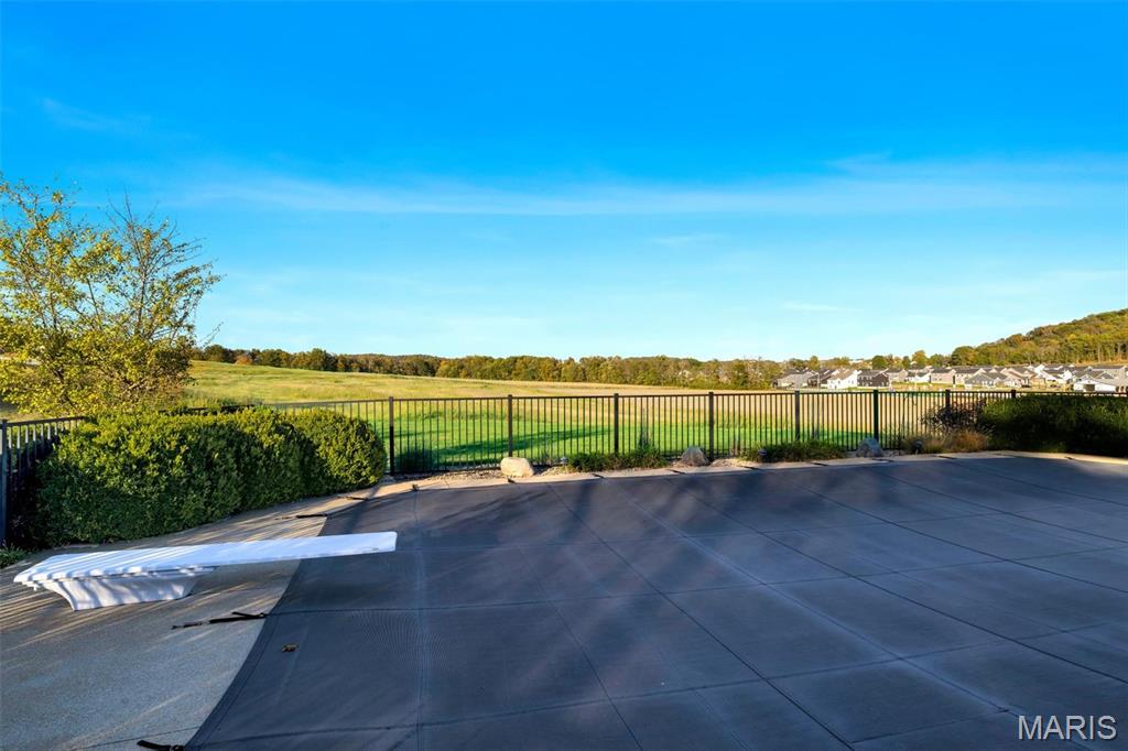 590 Sunset Place Lane