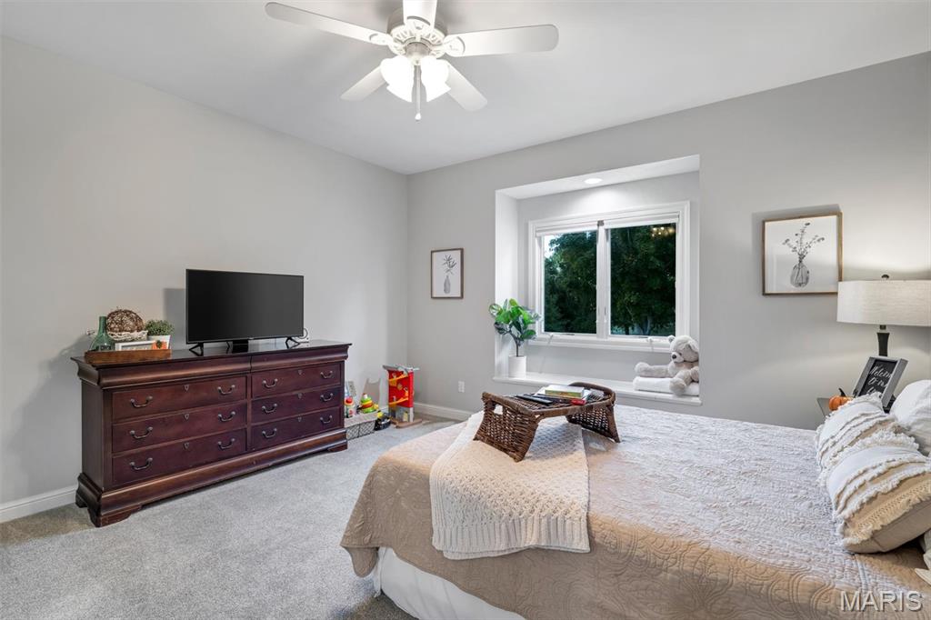 590 Sunset Place Lane