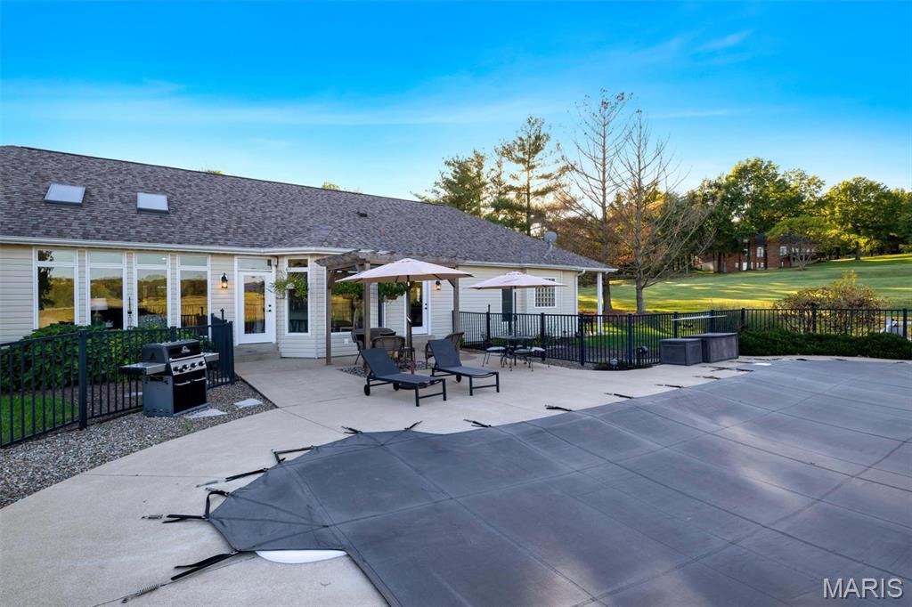 590 Sunset Place Lane