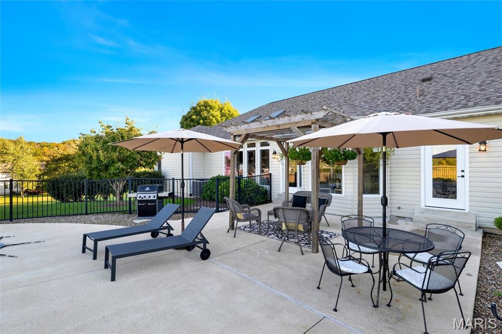 590 Sunset Place Lane