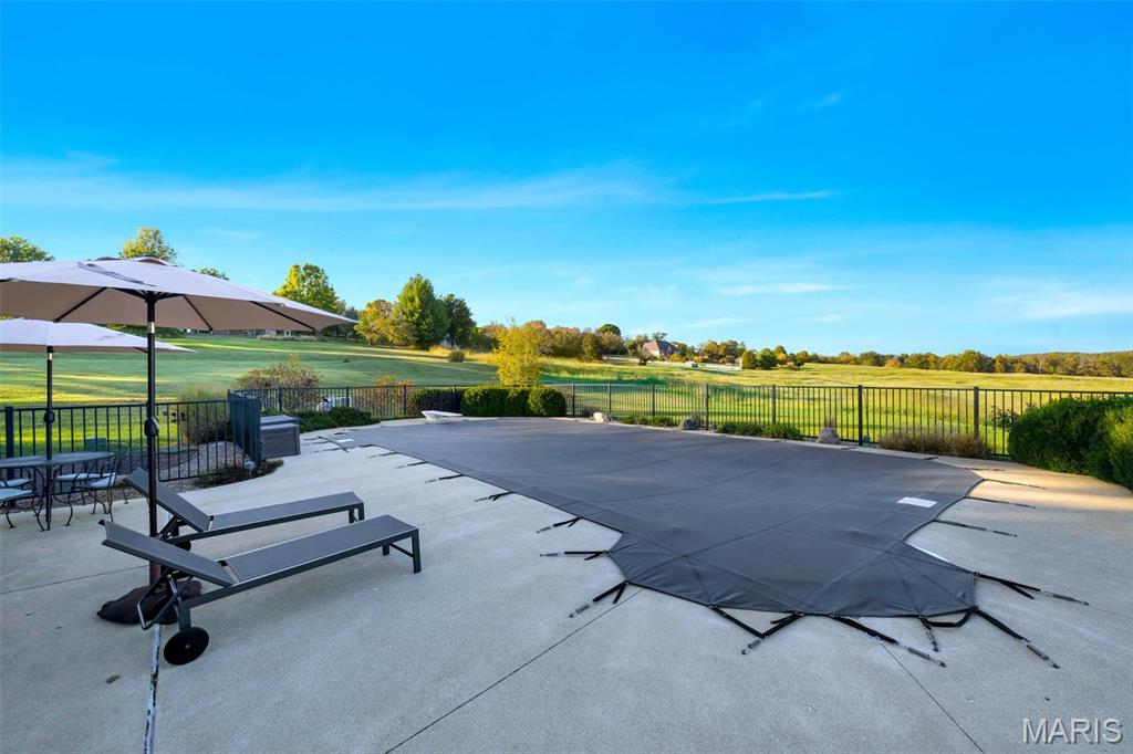 590 Sunset Place Lane