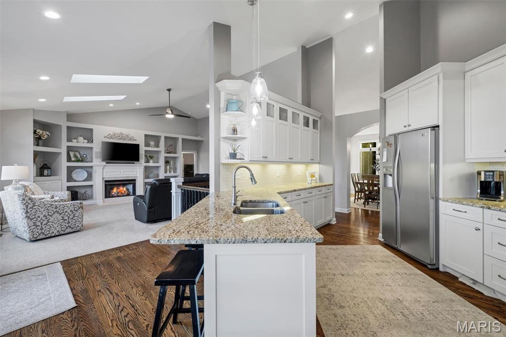 590 Sunset Place Lane