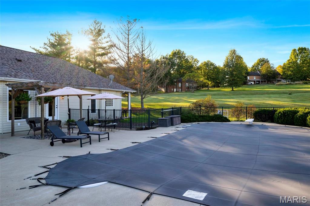 590 Sunset Place Lane